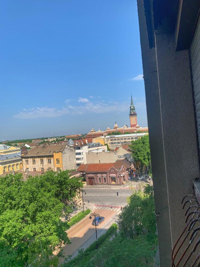 Tamaris Apartment Суботица Экстерьер фото