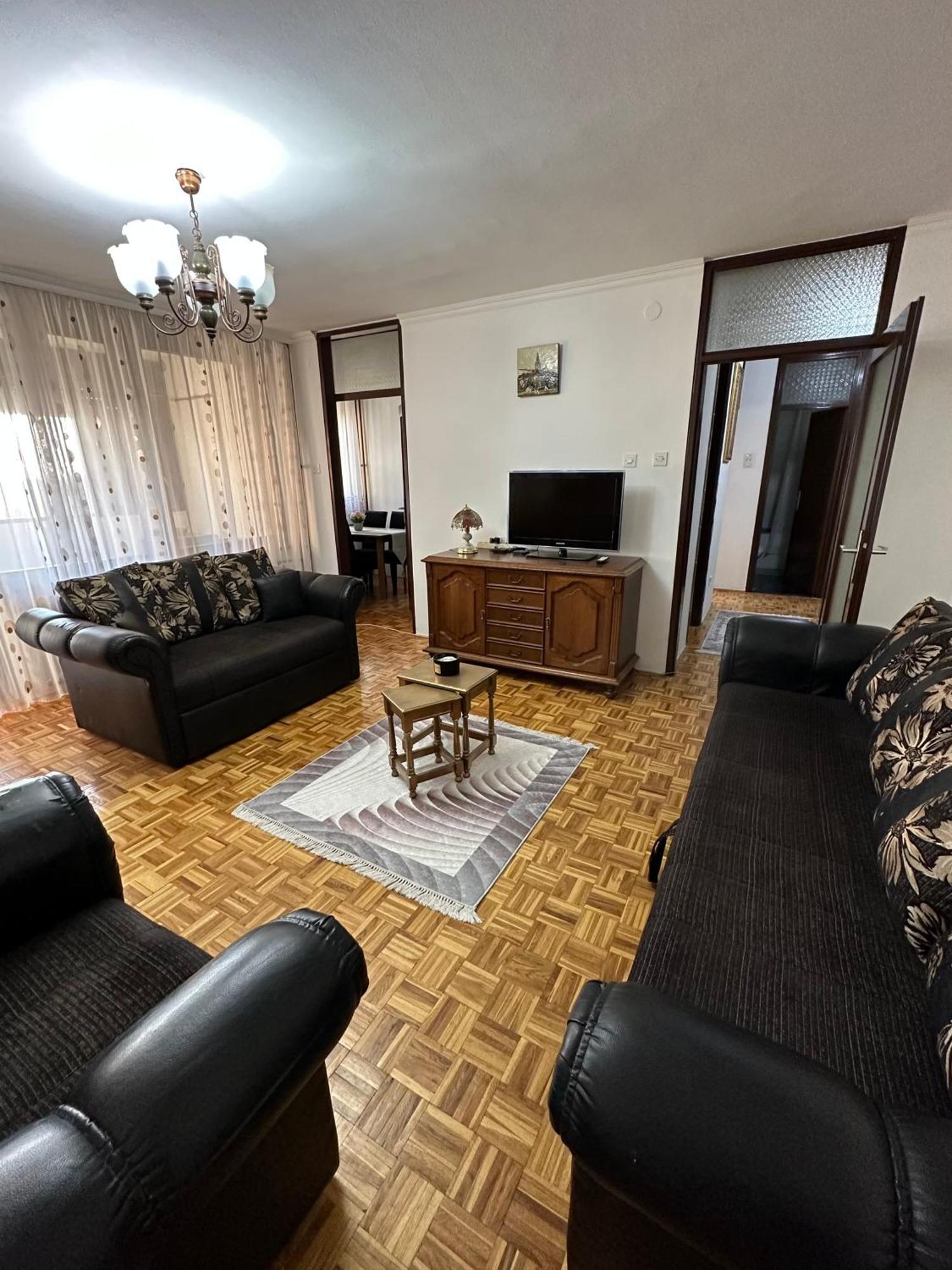 Tamaris Apartment Суботица Экстерьер фото