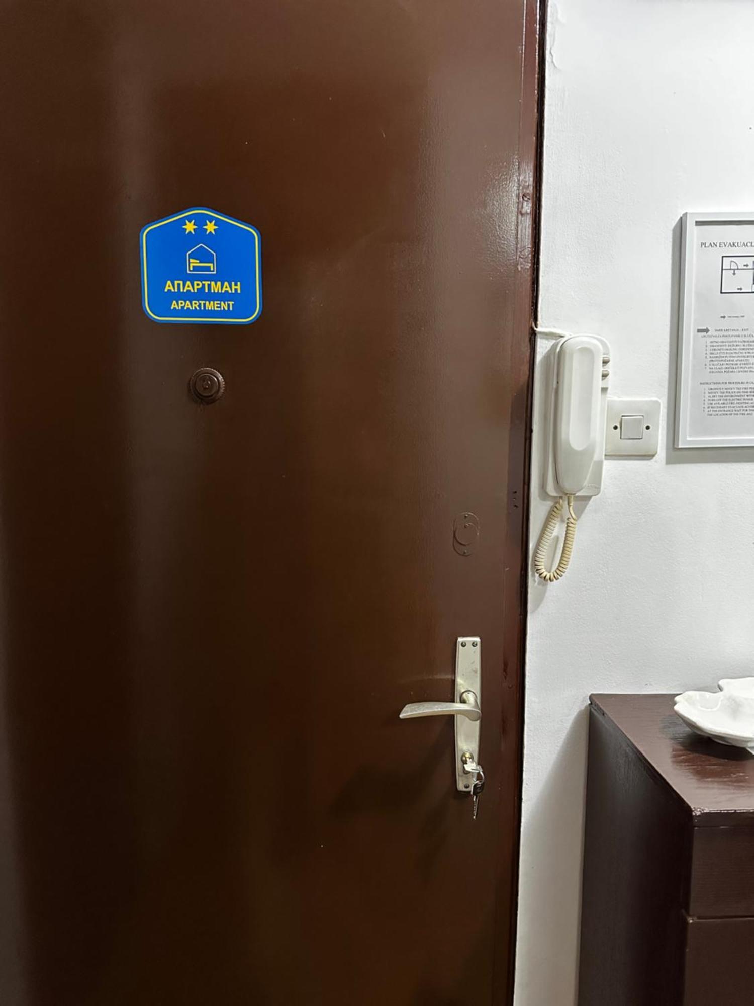 Tamaris Apartment Суботица Экстерьер фото